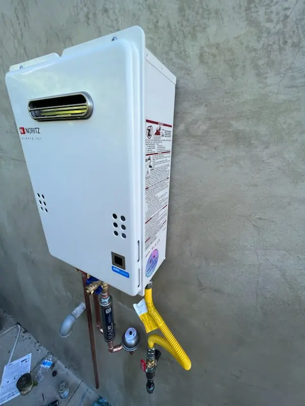 Tankless water heater installation for Mustang homes